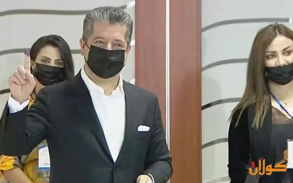 سەرۆکی حکومەتی هەرێمی کوردستان بەشداری لە پرۆسەی دەنگدان بۆ هەڵبژاردنی ئەنجومەنی نوێنەرانی عێراقدا دەکات