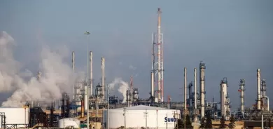 النفط يقفز لأعلى مستوى في سنوات بفضل أزمة الطاقة العالمية