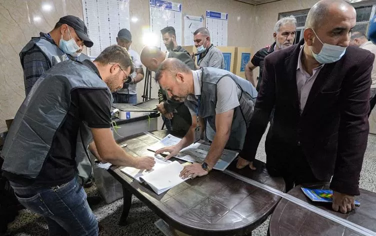 التيار الصدري ينفي خسارته أربعة مقاعد: سنشكل الحكومة