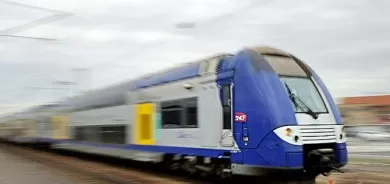 لە فەڕانسا سێ کۆچبەر بەر شەمەندەفەركەوتن و گیانیان لە دەستدا