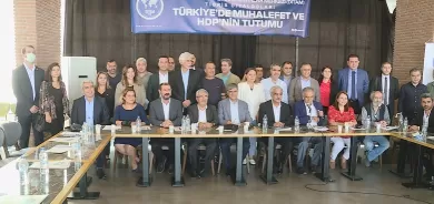 HDP dixwaze Tifaqa Demokratîk pêk bîne