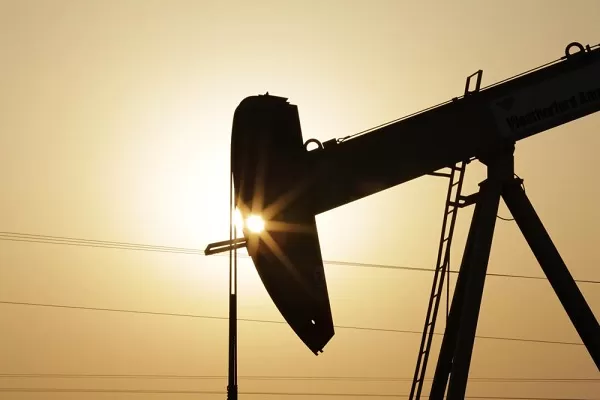 Study: Fossil fuel plans would far overshoot climate goals
