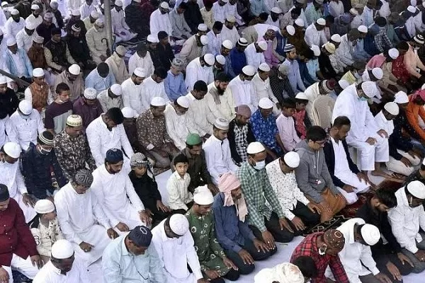 Tehran holds first public Friday Prayers in almost 2 years