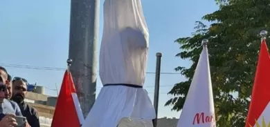 إزاحة الستار عن تمثال للسكرتير الأسبق للحزب الشيوعي الكوردستاني في السليمانية