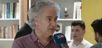 Jan Dost li Hewlêrê romana xwe ya Kobanî îmze kir