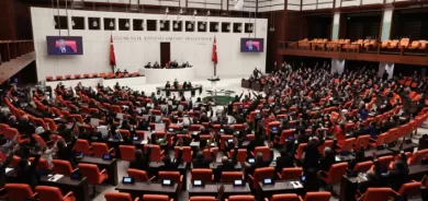 Tirkiyê- Parlamentoyê tezkereya Iraq û Sûriyê pesend kir