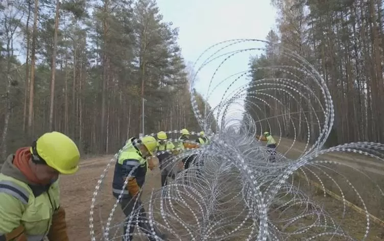 Litwanya sînorê xwe yê ligel Belarusê têlbend dike