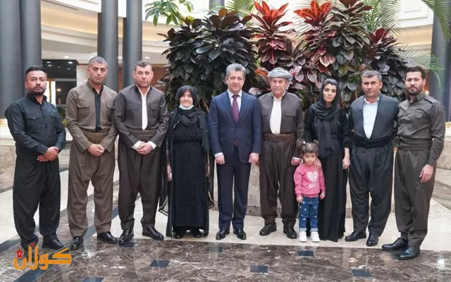 سەرۆکی حکومەتی هەرێمی کوردستان پێشوازی لە بنەماڵەی شەهید ئیبراهیم خدر هێرۆیی دەکات