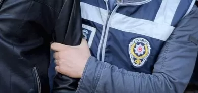 Biryara girtinê bo 100 rayedarên cendirmeya Tirkiyeyê hate dayîn