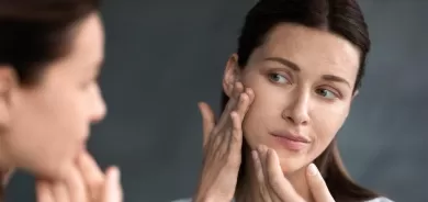 أخطاء مؤذية ترتكبينها بحقّ البشرة!