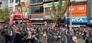 Akşener li Çewligê hat protestokirin