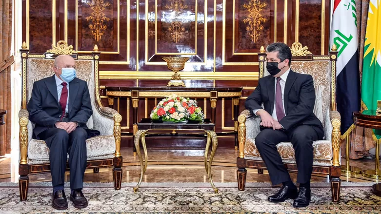 مسرور بارزاني يشيد بمواقف إسماعيل بيشكجي في الدفاع عن شعب كوردستان