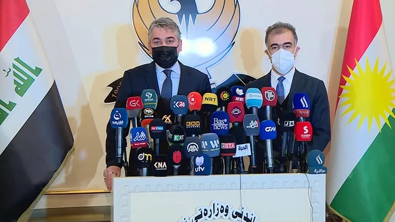 حكومة كوردستان تشكل لجنة لمعالجة أسباب هجرة الشباب