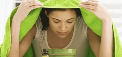 خطوات حمامات البخار وفوائدها للوجه والشعر