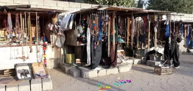 تەسبیح خشلێكی كۆن بە دەستی پیاوان و ئافرەتانی كوردەوە