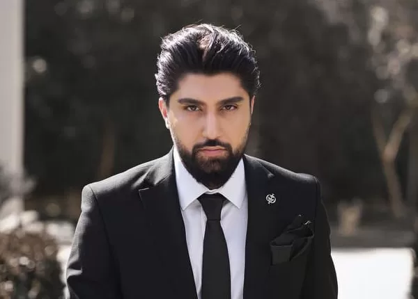 نەوید زەردی لە چەند تەمەنێكی جیاوازدا