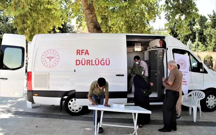 Wezîrê Tendirûstî yê Tirkiyê: Bajarê herî kêm vaksîn wergirtiye Riha ye