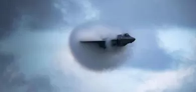 تحطم مقاتلة 