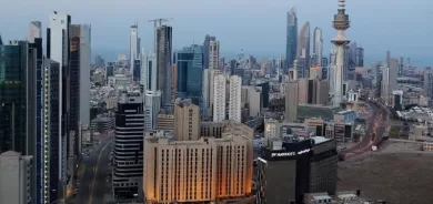 الكويت.. النيابة تأمر بحبس 18 بقضية تمويل 