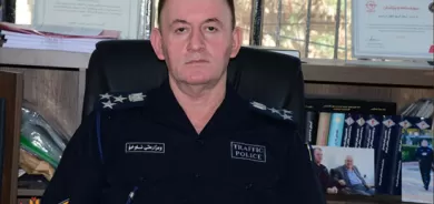 عەمید ئەسعەد مەلا كەریم  وتەبێژی بەڕێوەبەرایەتیی گشتیی پۆلیسی هاتوچۆی هەرێم بۆ گوڵان:     تیژڕەوی و بەكارهێنانی مۆبایل لە كاتی شۆفێریدا كارەسات و قوربانییەكی زۆریان لێ كەوتووەتەوە