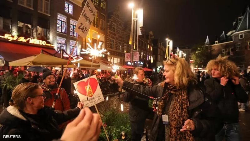 أعمال شغب واحتجاجات في دول أوروبية ضد إجراءات كورونا