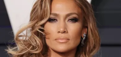 جنیفەر لۆپێز واز ناهێنێ