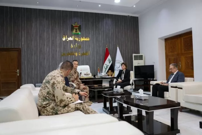 وزيرة الهجرة تبحث مع وفد التحالف الدولي ملف النازحين والعائدين