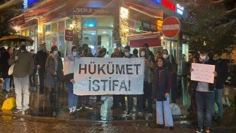 Xwepîşandanên dijî Erdogan destpê kirin