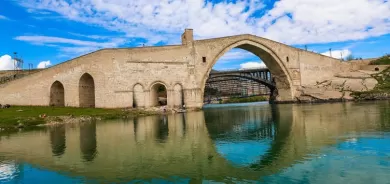 Farqîna kevnar û dîrokî li benda geştiyaran e