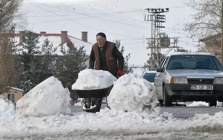 Li Qersê berf û serma bandorê li jiyana xelkê dike
