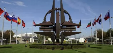 الناتو يحذر روسيا من ارتكاب خطأ مكلف في أوكرانيا