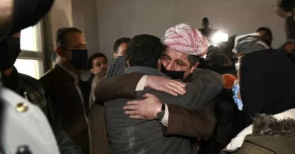 PM Masrour Barzani meets martyred Peshmerga families and wounded Peshmerga