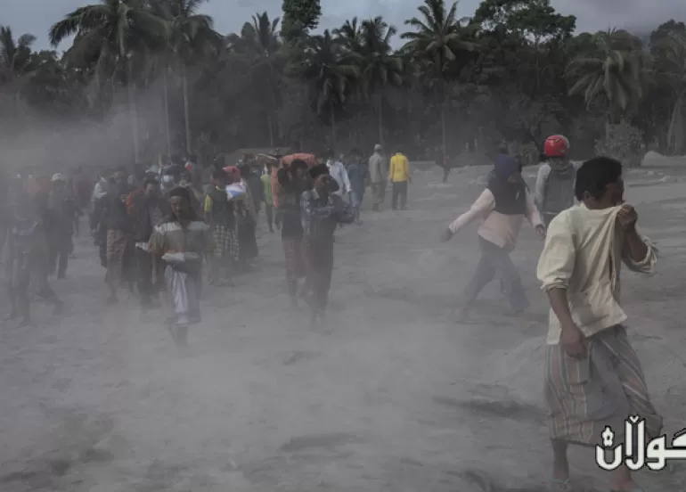 لە تەقینەوەی بورکانەكەی ئیندۆنیزیا  13 كەس گیانیان لەدەستدا