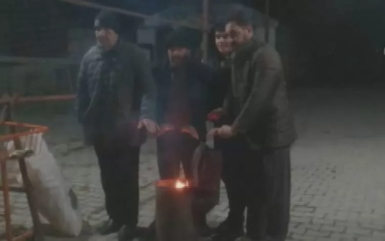 Erdhejeke bi hêza 4.9 pile Tuşbaya Wanê hejand