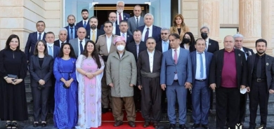 سەرۆک بارزانی پێشوازی لە دەستەی ھەڵبژێردراوی کۆنفدراسیۆنی ڕەوەندی کورد و فیدراسیۆنەکانی ئەندام دەکات