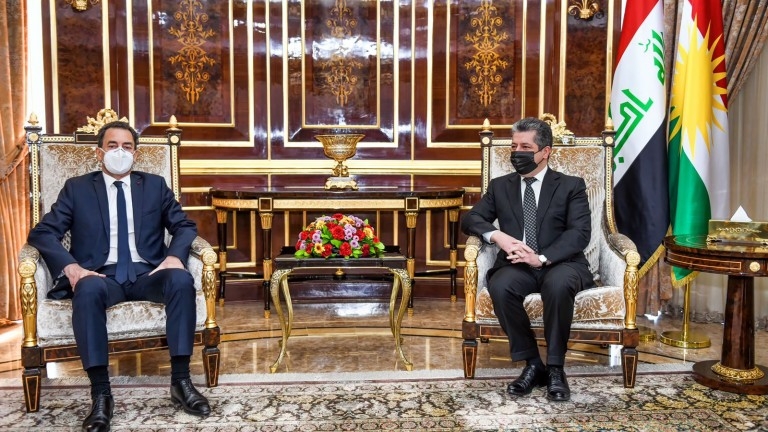 Serokwezîr li gel balyozê Franseyê civiya