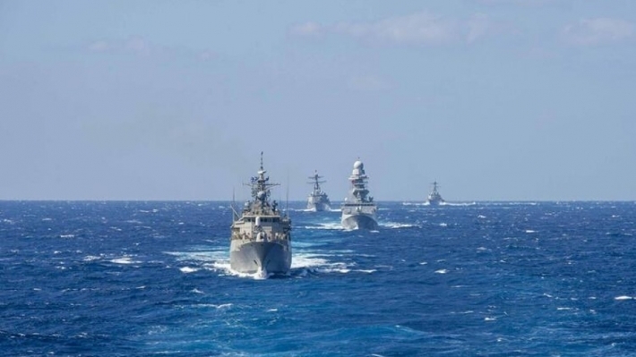 Amerîka çendîn gemiyên pêşketî yên şer dide Yûnanistanê