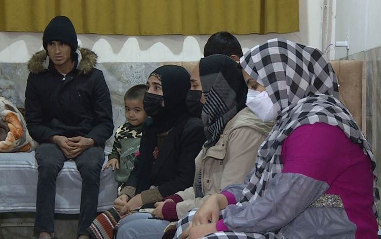 مهربون إيرانيون يخدعون عوائل أفغانية ويتركونها في السليمانية بدل إيصالها الى تركيا