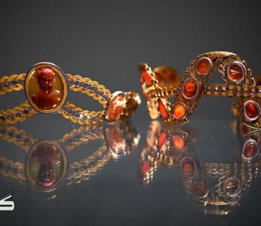 تاجی گەوهەری سەری ژنەکەی ناپلیۆن بە زیاتر لە 700 هەزار یۆرۆ فرۆشرا