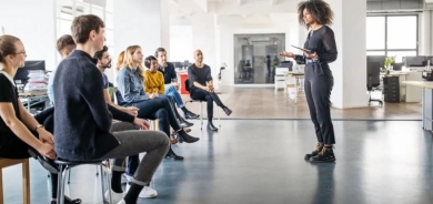 لماذا يُدفع الموظف الجيد في العمل ليصبح مديرا؟