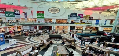 هەینی رەش و سپی