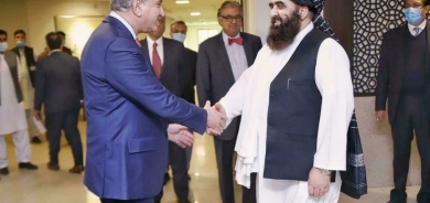 Pakistan warns of 'grave consequences' from Afghan economic meltdown