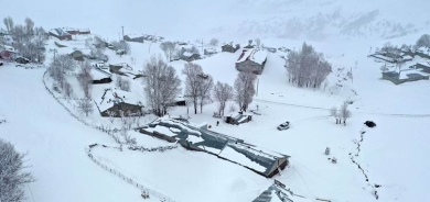 Li Mûşê xaniyên welatiyan di bin berfê de man