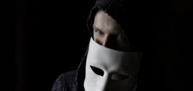 خبير : انتحال الصفة باتت ظاهرة في العراق .. هذه اكثرها انتشاراً