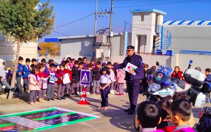مرور حلبجة ينظم حملة ميدانية لتعريف الأطفال بقواعد المرور