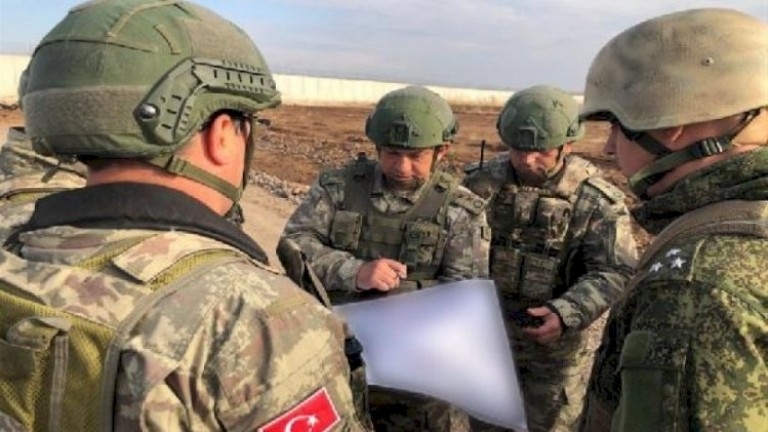 Tirkiye ji Sûriyeyê vedikêşe