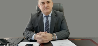 دكتۆر عەبدولحەكیم خەسرەو  بەرپرسی فەرمانگەی هەماهەنگی و بەدواداچوون بۆ گوڵان:  لە ئێستادا سەرقاڵی دووبارە پێداچوونەوەی هەیكەلی دامودەزگاكانی حكومەتین