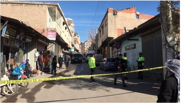 Li Amedê 2 kes ji ber menqel di mal de pêxistin jiyana xwe ji dest dan