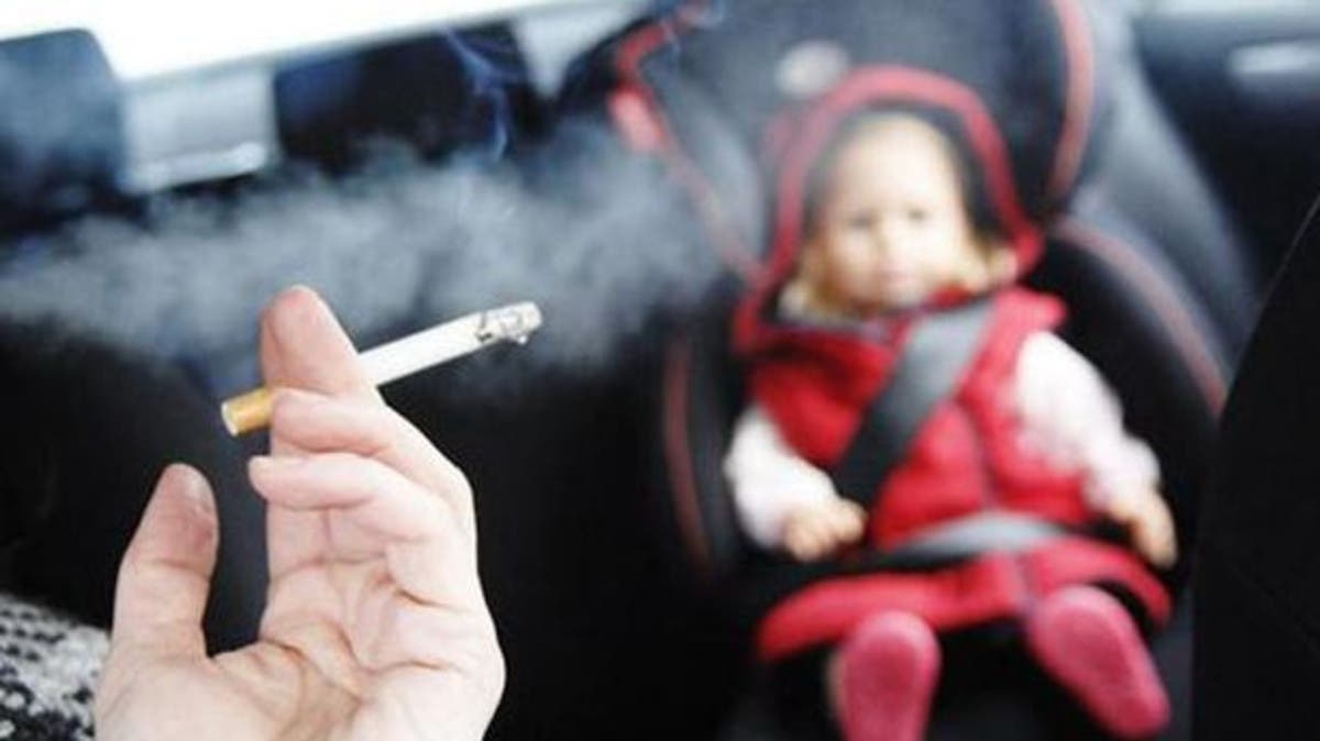 التدخين: أبناء المدخنين أكثر عرضة من غيرهم لممارسة العادة بمقدار 4 مرات