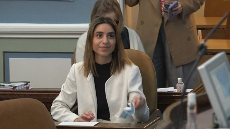 Kurdish girl becomes member of Icelandic parliament for first time